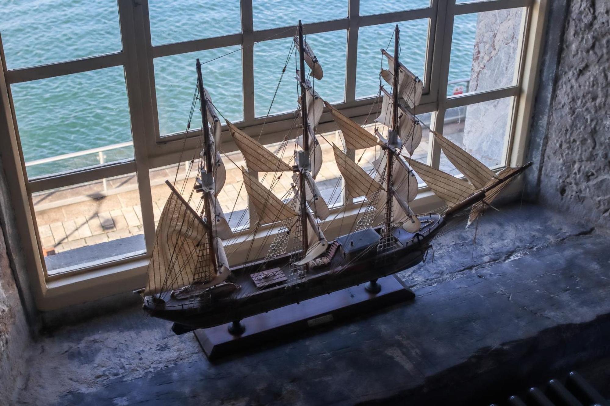 Royal William Yard Apartments Plymouth Bilik gambar